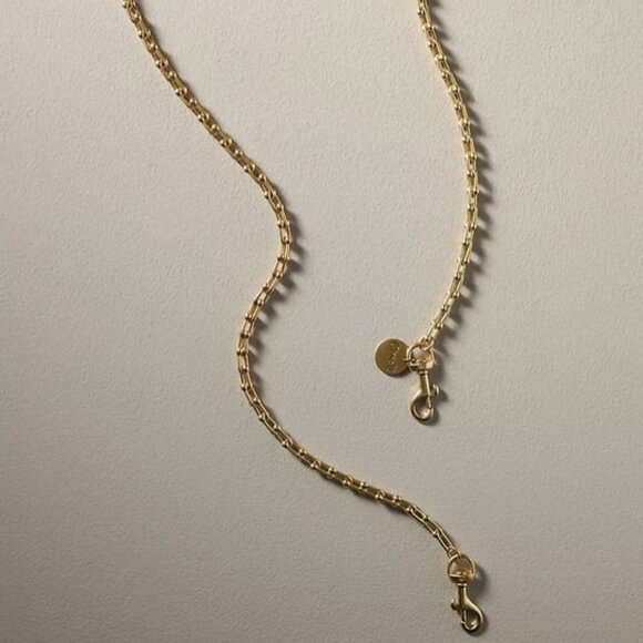 ISO - NOT FOR SALE Clare V. Horseshoe Chain Gold - Picture 1 of 2